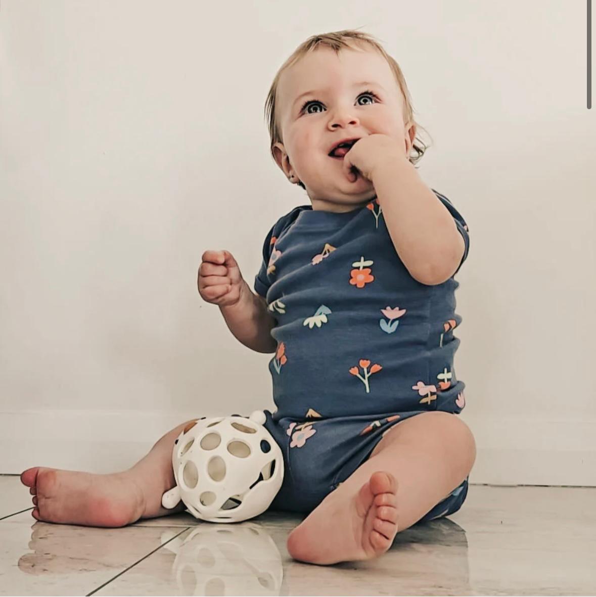Jucarie dentitie NippleBaby,culoare crem